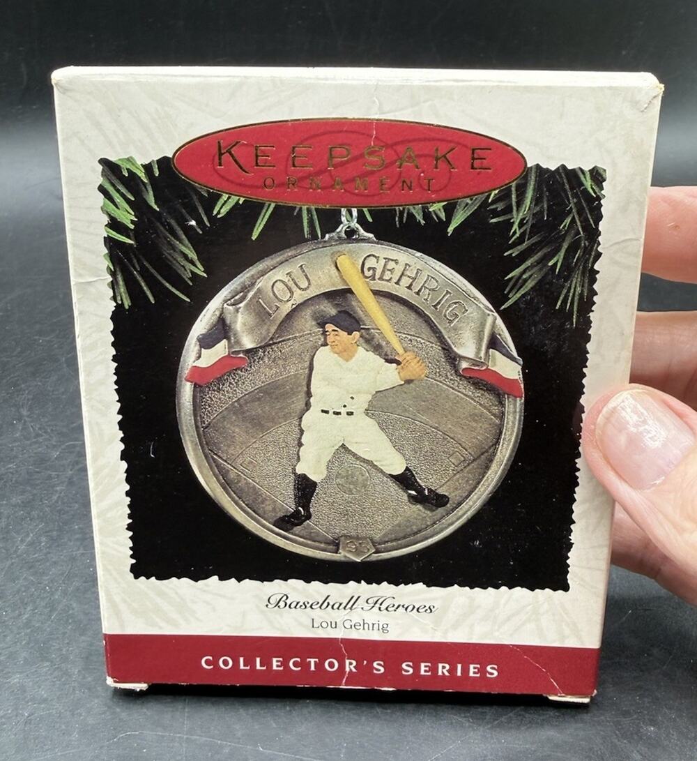1995 Baseball Heroes: Lou Gehrig, Hallmark Keepsake Ornament EUC -48D